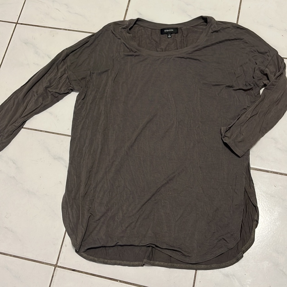 Babaton Aritzia  Small Dark Gray Dolman 3/4 Sleeve Curved Hem Top